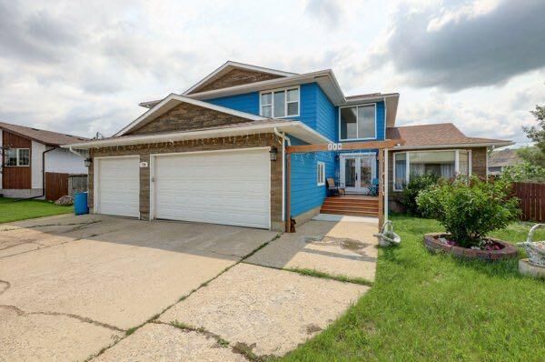 Property Photo: 710 Bankview Close AB T0J 0Y6