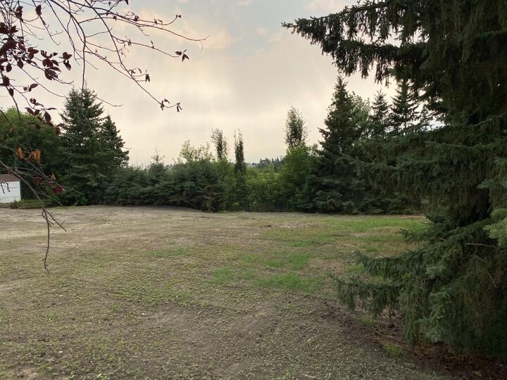 4810 46 Street — photo 1