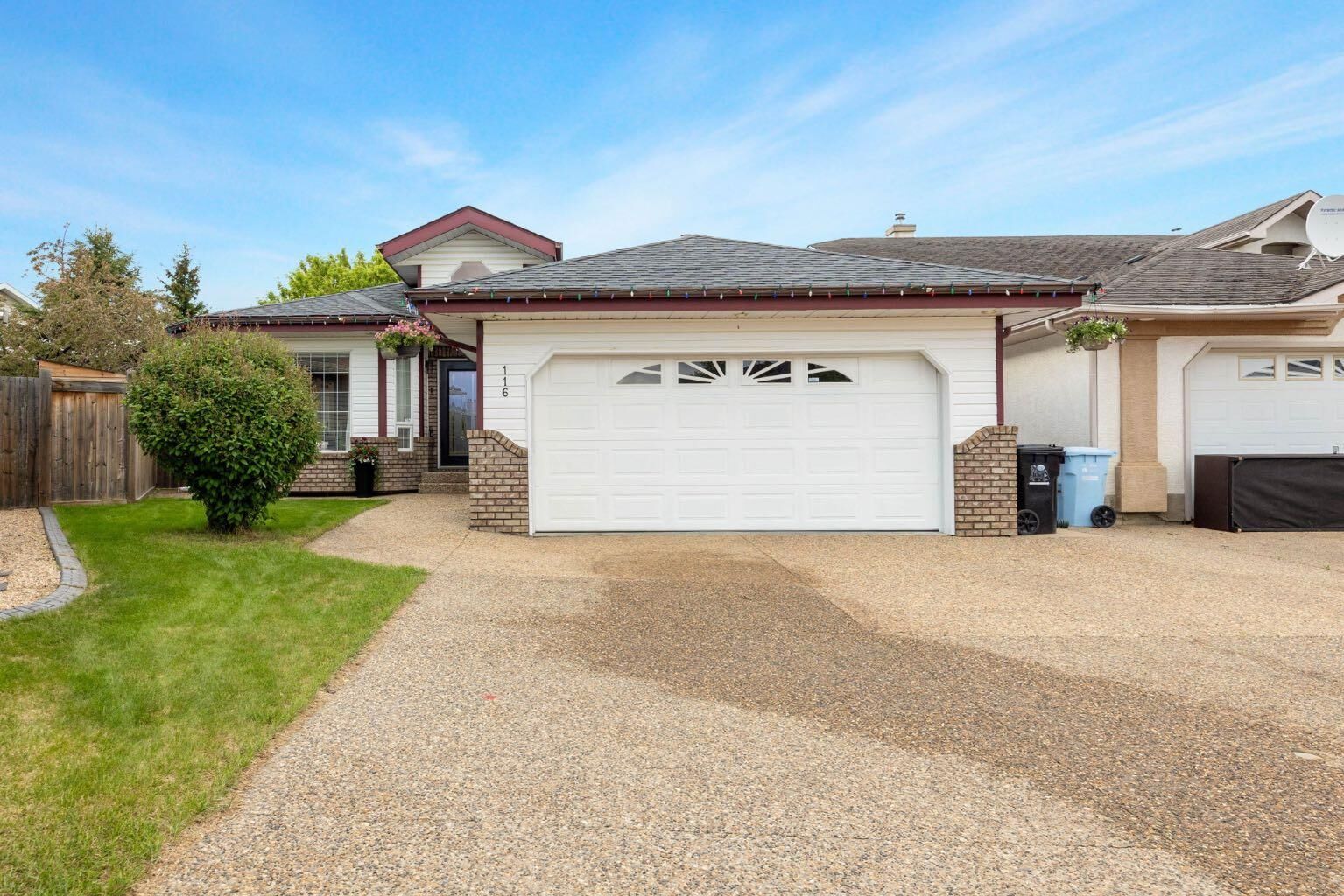 Property Photo:  116 Castle Ridge Lane  AB T9K 5A8 
