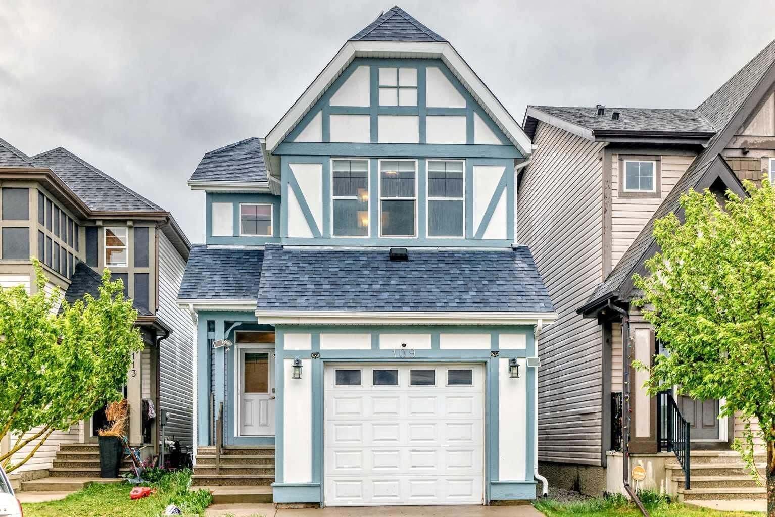 Property Photo:  109 New Brighton Park SE  AB T2Z 1B2 