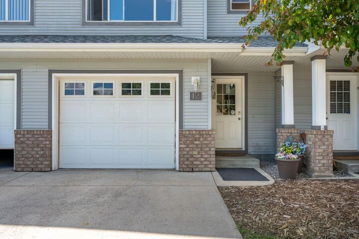 Photo de la propriété: 12 Crystal Shores Cove AB T1S 2B3