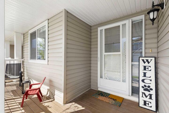 Photo de la propriété:  117 Bow Ridge Drive 3  AB T4C 2G9 