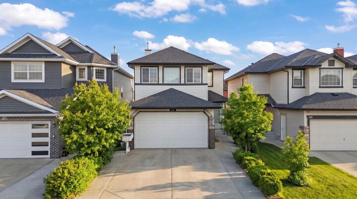 Property Photo: 139 Saddlehorn Close NE AB T3J 5C6