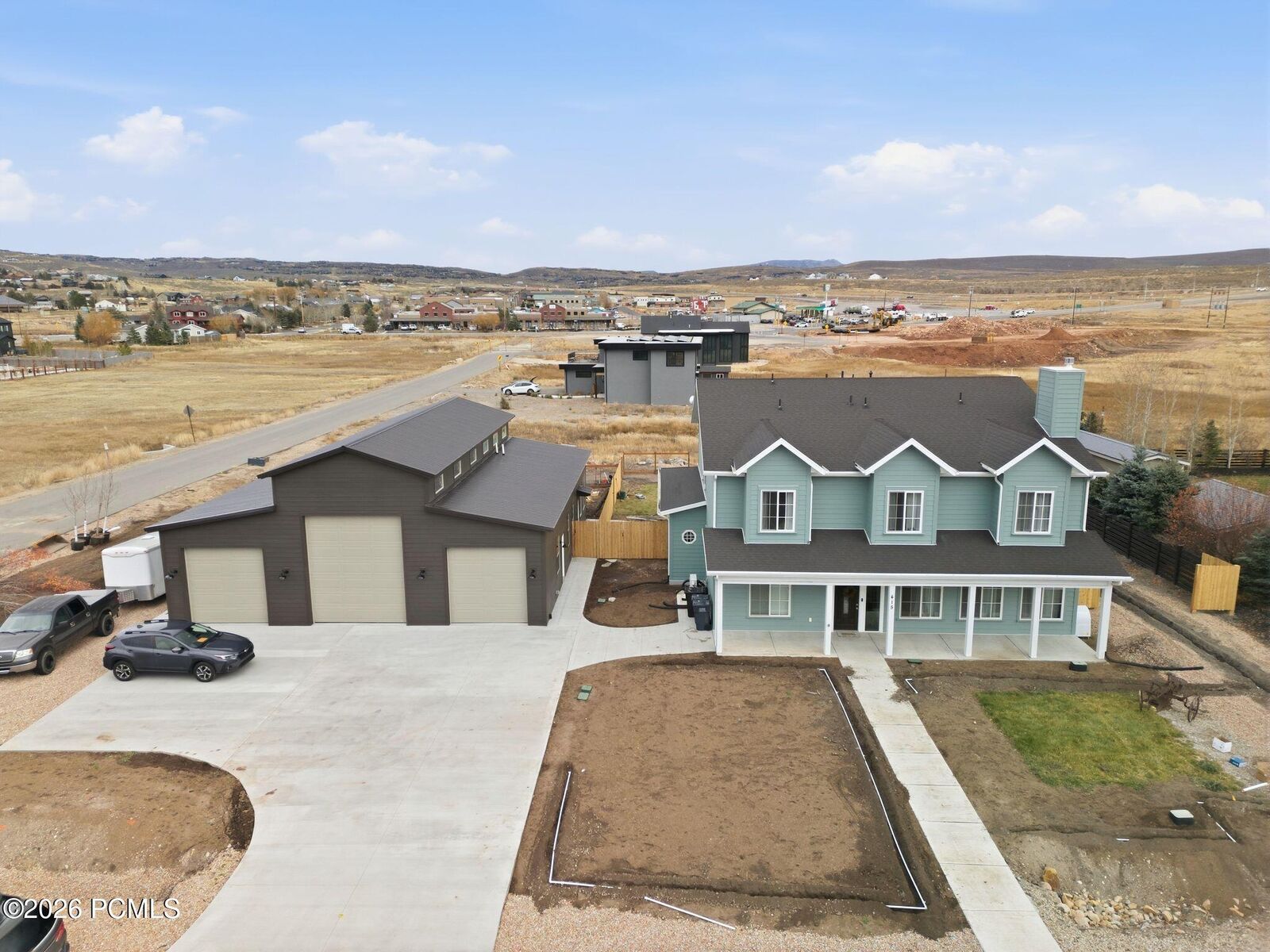 Property Photo:  415 E Earl Street  UT 84098 