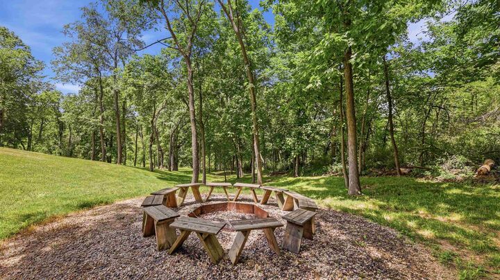Property Photo: 3 Laurel Court IL 61036