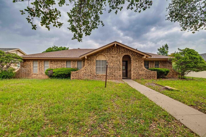 Property Photo:  2814 Canyon Creek Drive  TX 76904 