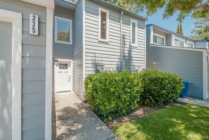 Property Photo: 235 Ashley Circle CA 94526
