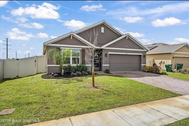 Property Photo:  1401 McFarland Drive  FL 32904 