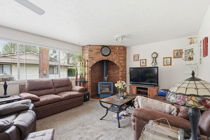 Property Photo:  2925 S Skipworth Rd  WA 99206 