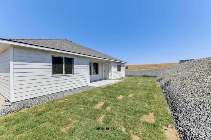 Property Photo:  36 W 12th St  WA 99006 