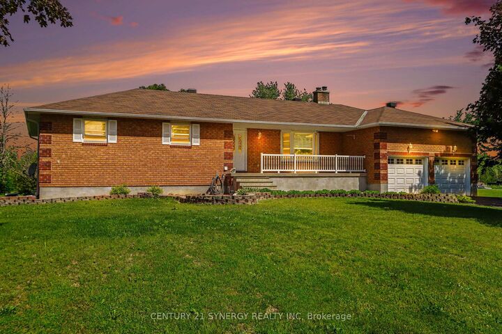 Property Photo: 870 Kitley Line 3 Road ON K0G 1G0