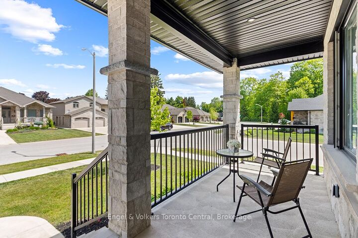 Property Photo: 515 4th Street W ON N4K 0E4