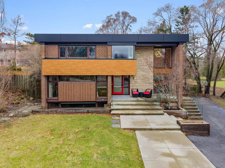 Property Photo: 8 Foxdale Court ON M2K 2P2