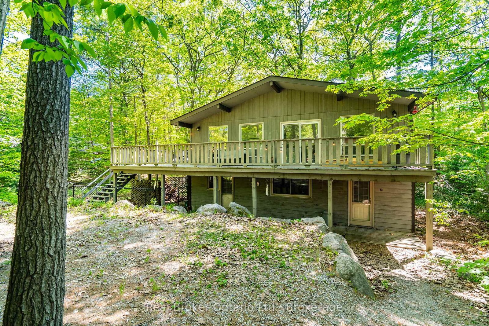 Property Photo: 208 Desroches Trail ON L9M 0H9