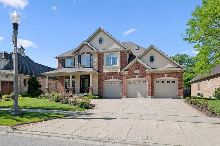 Property Photo: 74 Pennsylvania Crescent ON N2P 2S6