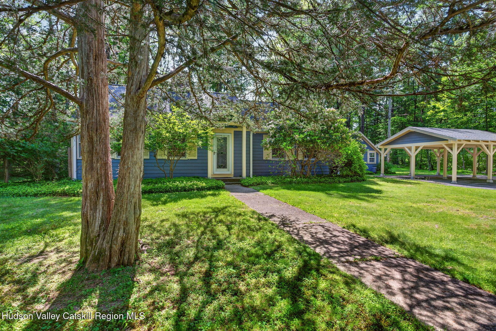 Property Photo: 18 Playhouse NY 12498