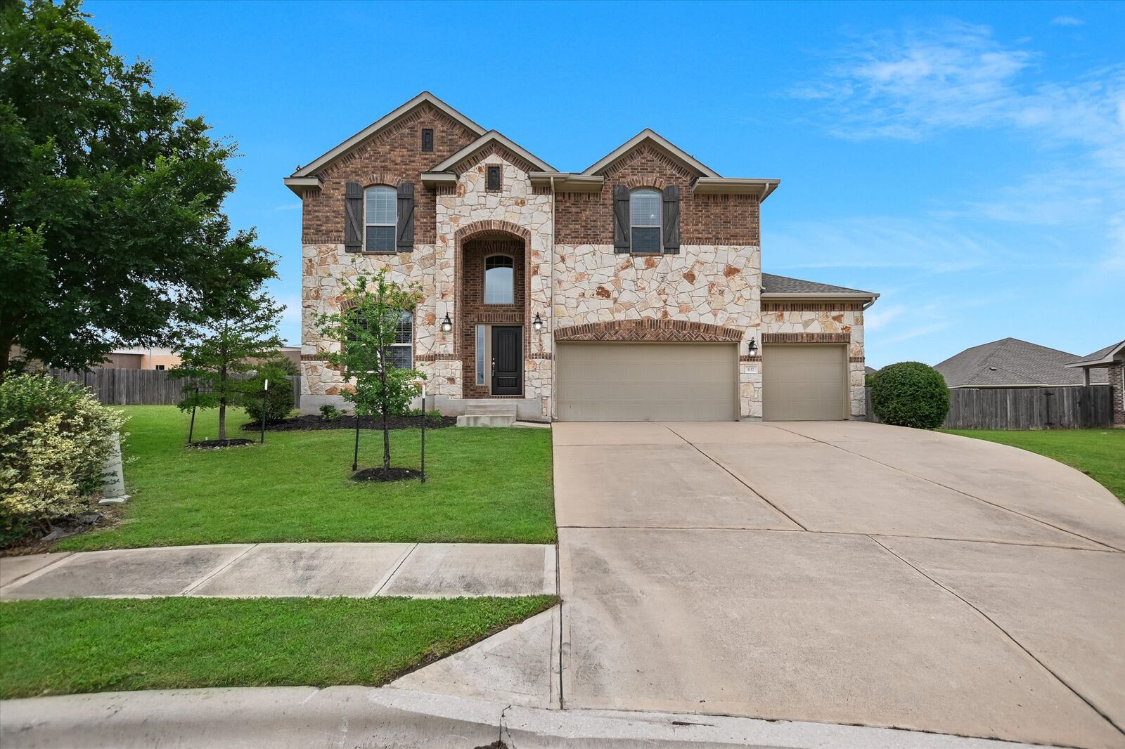 Property Photo:  1117 Arvada Drive  TX 78641 