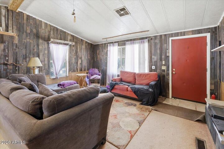 Property Photo: 1520 S Winslow Way -- AZ 86325