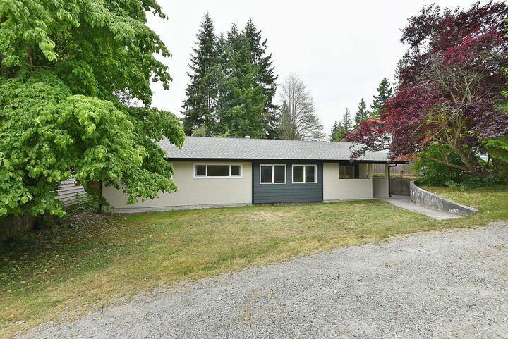 Property Photo: 5787 Ebbtide Street BC V0N 0B7