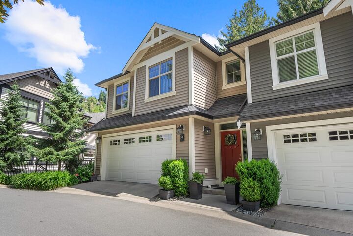 Property Photo: 35298 Marshall Road 23 BC V3G 0E2