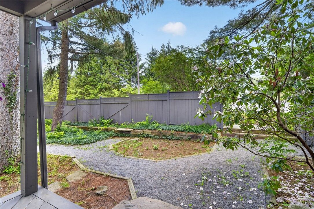 Property Photo: 552 W King Road NY 14850