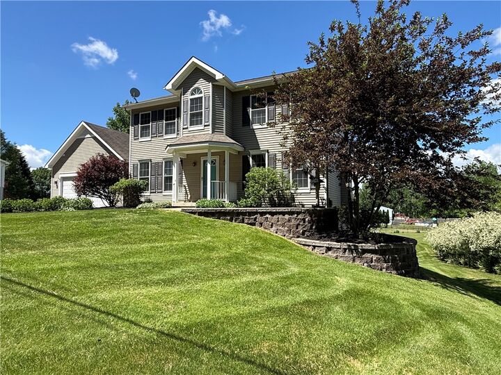 Property Photo:  4 Patterson Road  NY 14513 