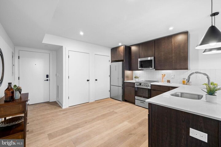 Property Photo:  5200 Chester Avenue 10 403  PA 19143 