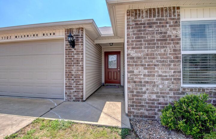 Property Photo:  3301 Wilshire Boulevard  AR 72019 