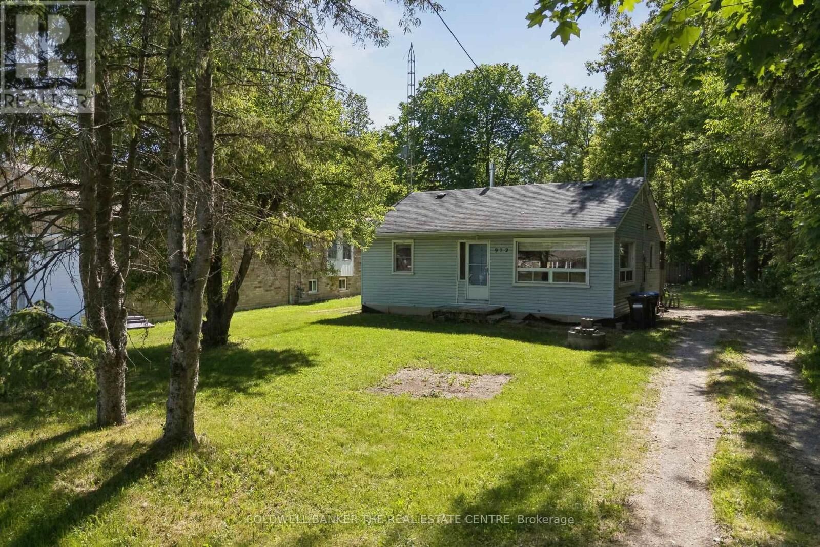 Property Photo: 972 Gilmore Avenue ON L0L 1W0