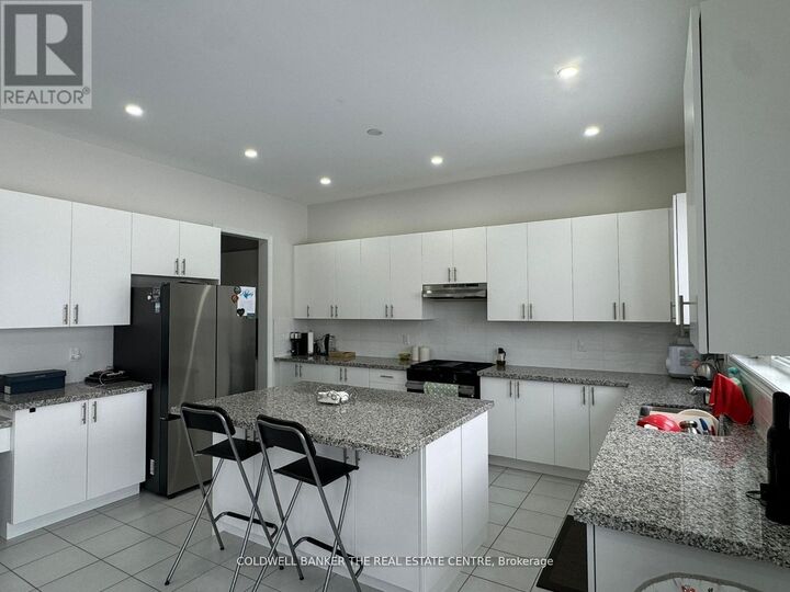 Property Photo:  1809 Emberton Way  ON L9S 0N4 