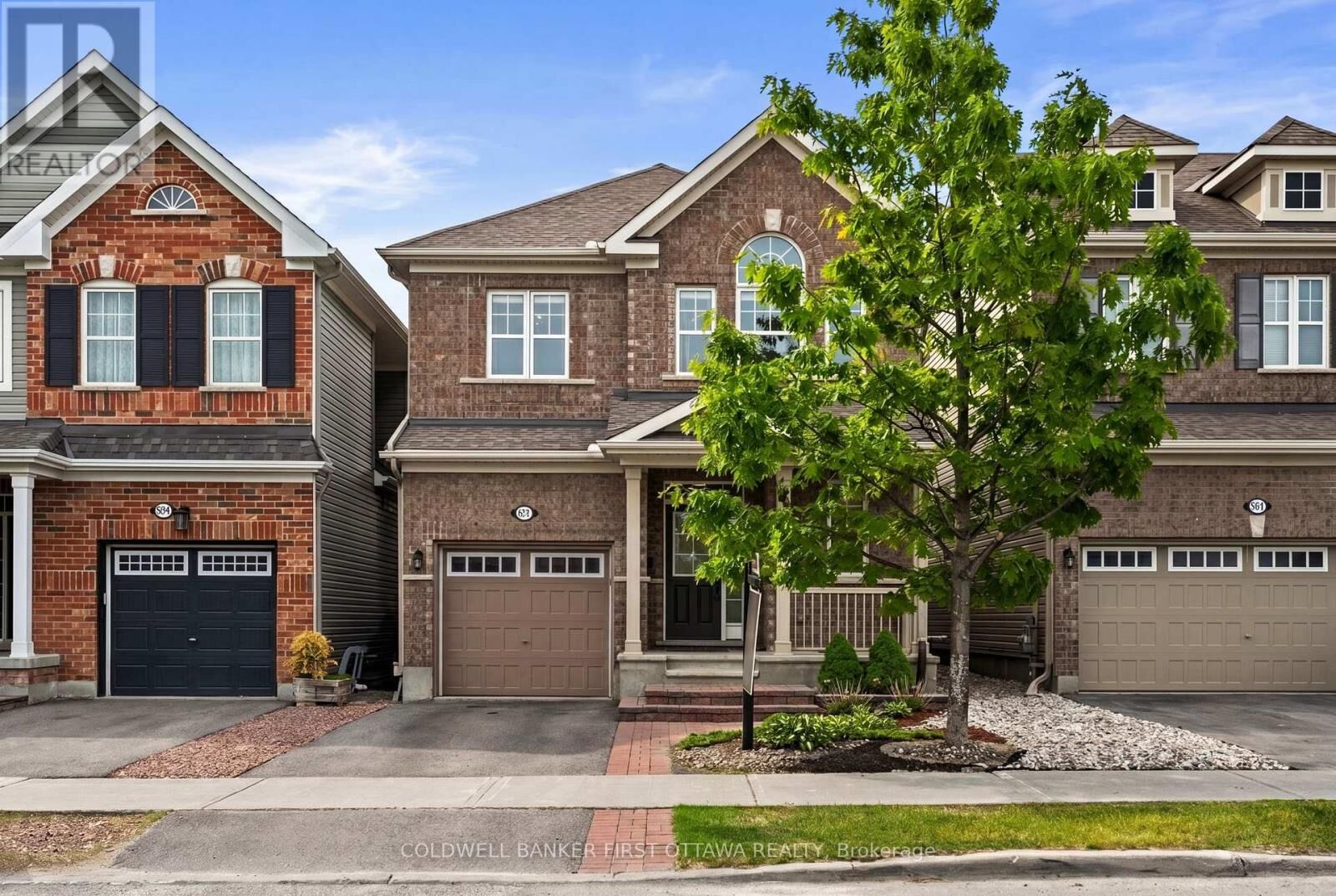 Property Photo:  657 Dundonald Drive  ON K2J 6C6 