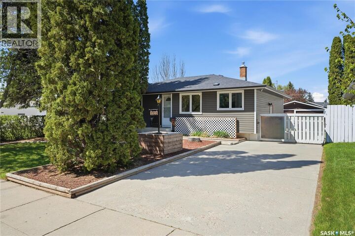Property Photo: 3322 Harrington Street SK S7H 3Y1