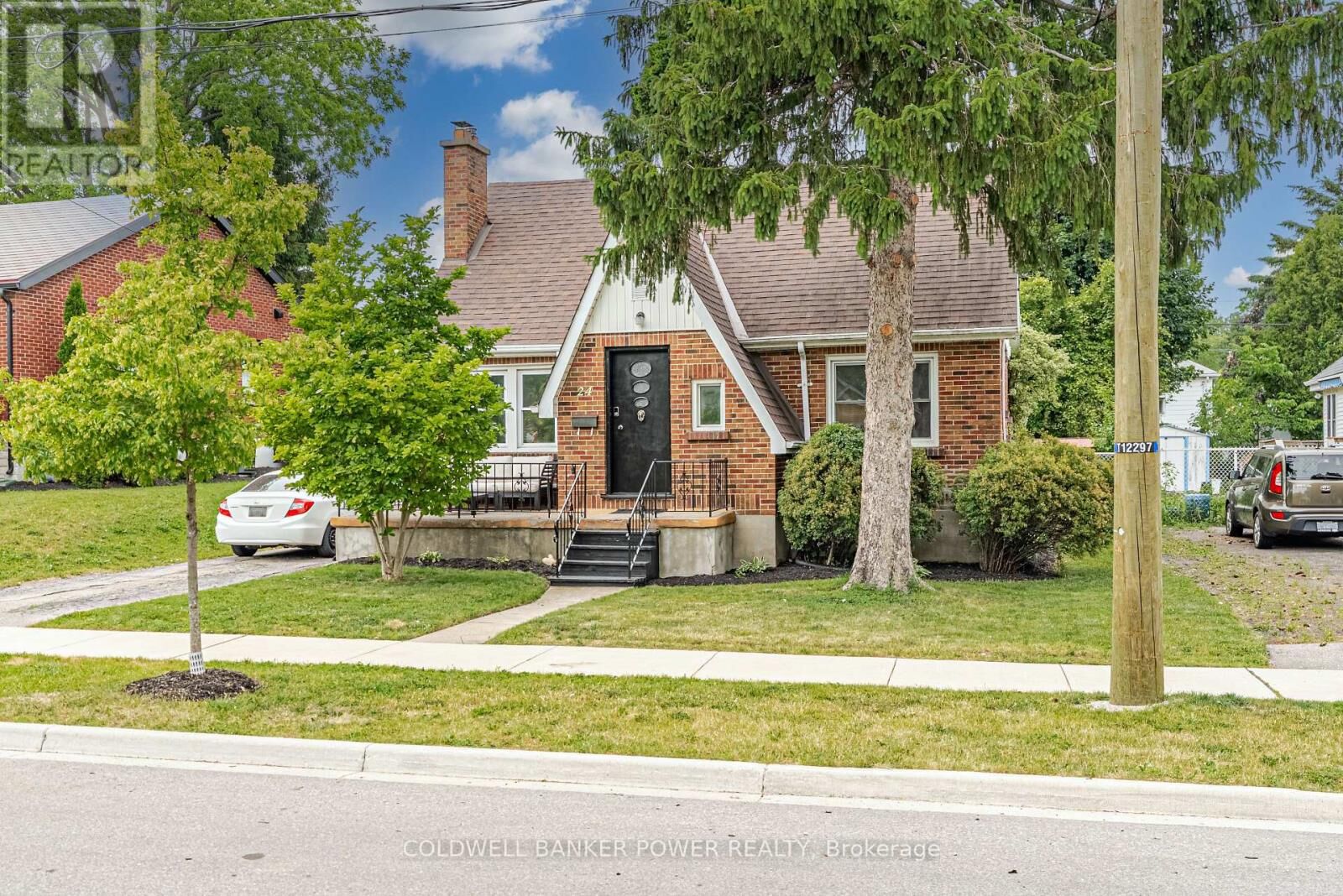 Property Photo: 24 Lambeth Avenue ON N6C 2L4