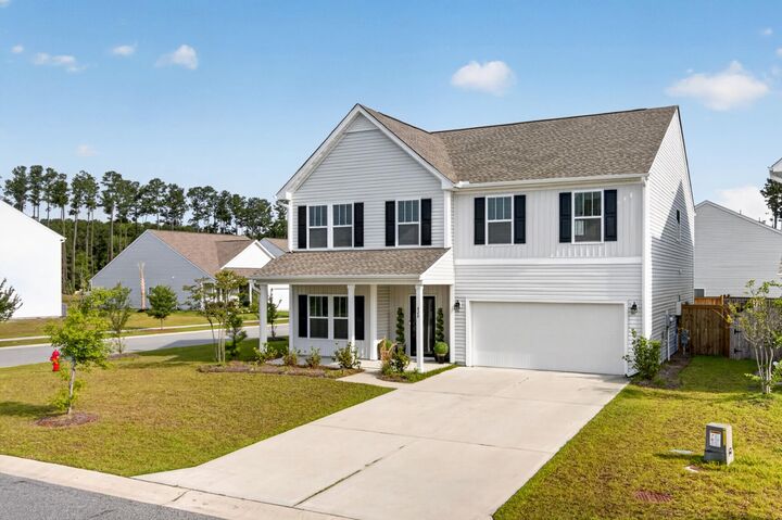 Property Photo: 428 Avocet Drive SC 29486