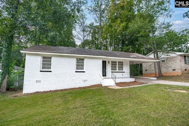 Property Photo:  304 Stanford  SC 29203 