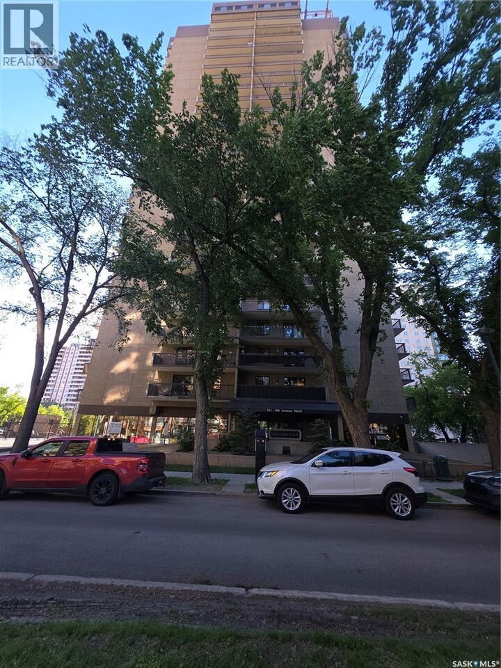 Property Photo: 906 311 6th Avenue N SK S7K 7A9