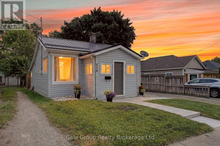 Property Photo:  330 Queen Street  ON N4S 1M1 
