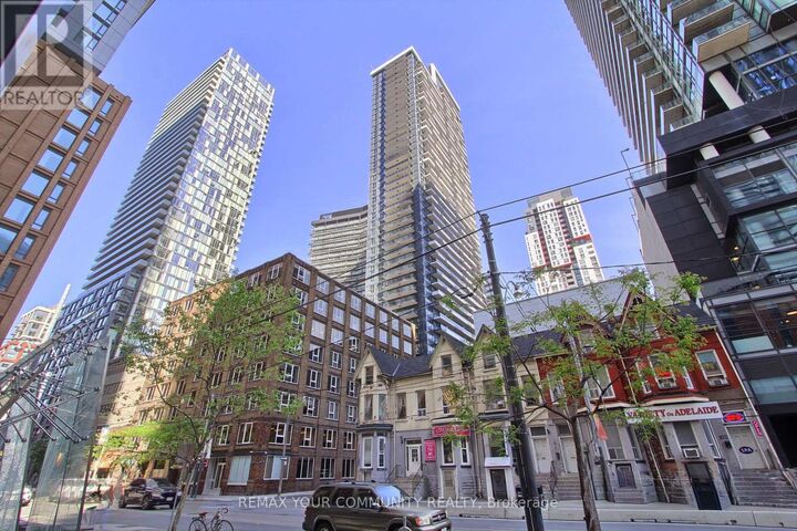 Property Photo:  38 Widmer Street 2809  ON M5V 0P7 