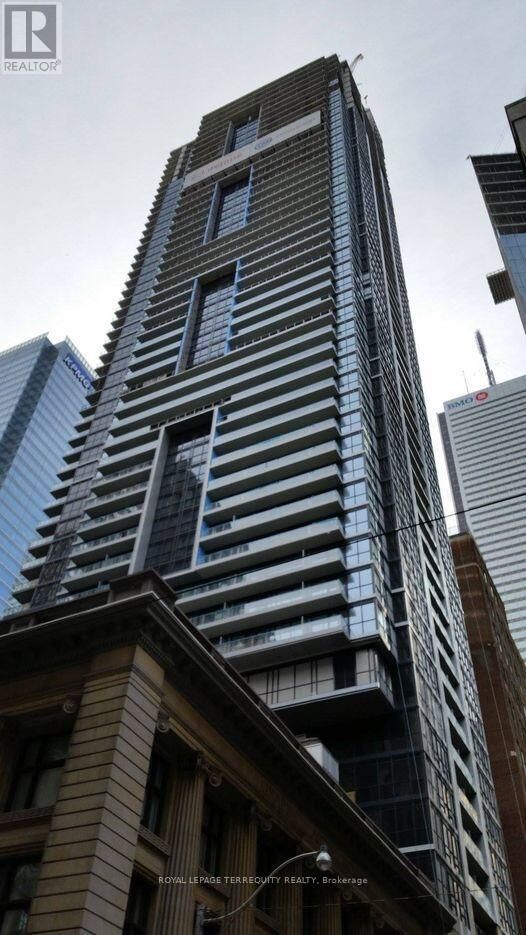 Property Photo:  70 Temperance Street 1204  ON M5H 4E8 