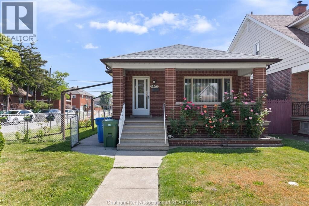 Property Photo: 1402 Elsmere Avenue ON N8X 4G9