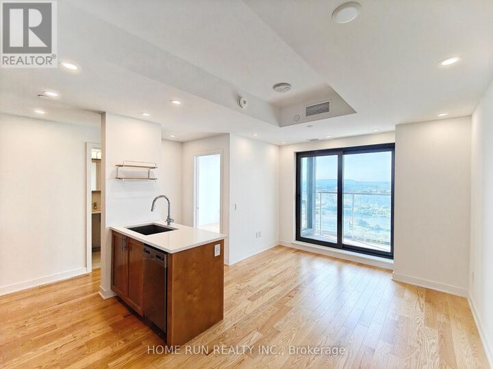 Property Photo:  340 Queen Street 2502  ON K1R 0G1 