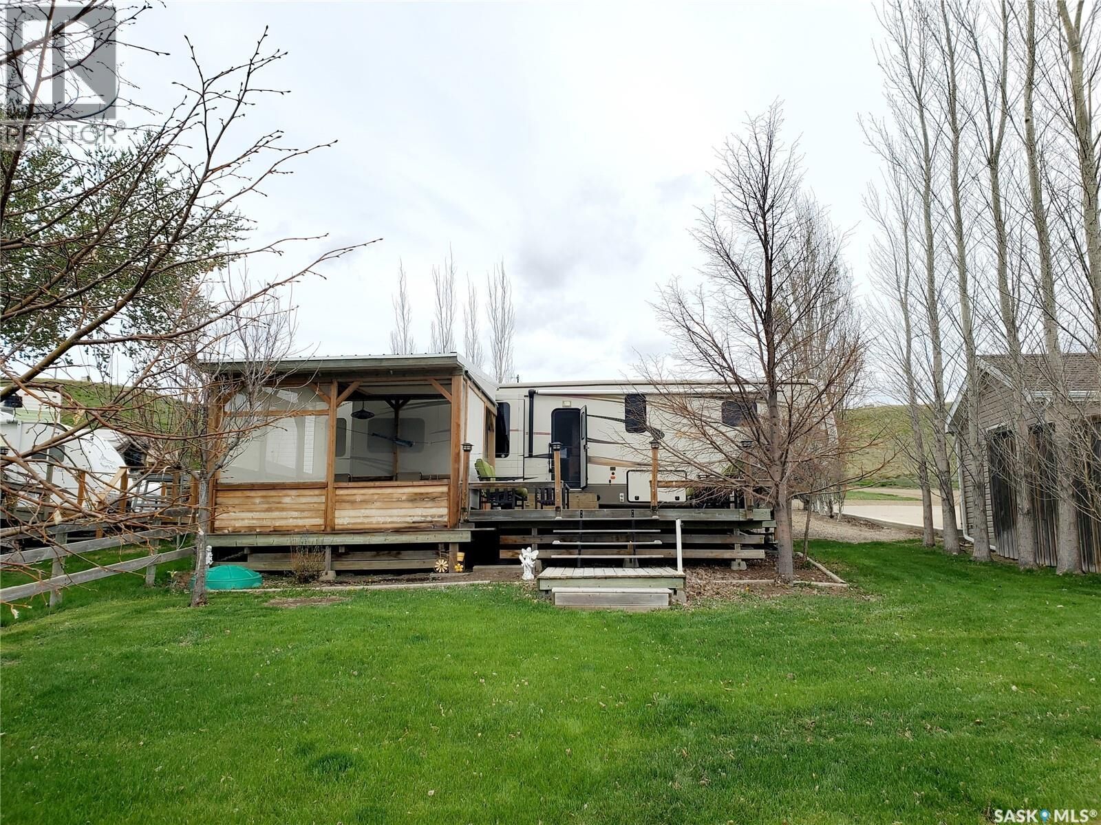 Property Photo: 36 Merilee Way, Rock Ridge Rv Resort SK S0N 2X0