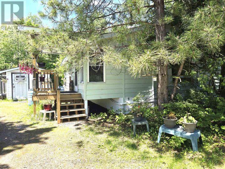 Property Photo:  5887 Highway 11 North 20  ON P1B 8G3 