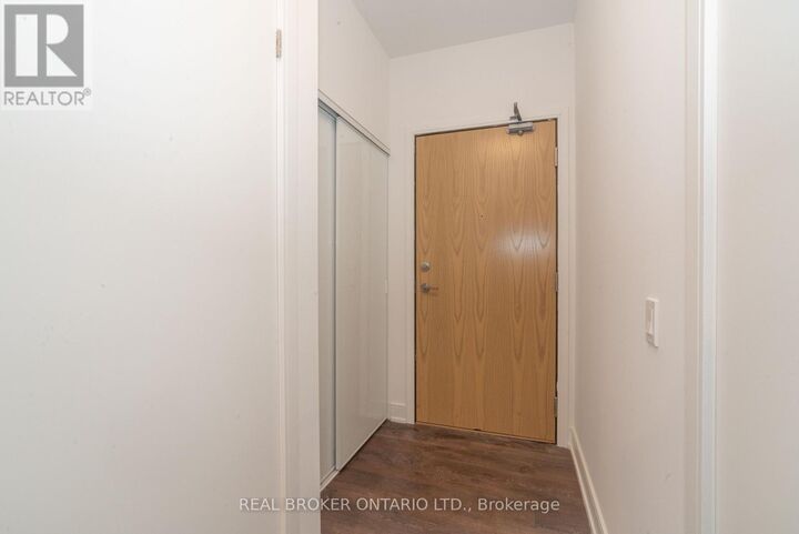 Property Photo:  1350 Ellesmere Road 327  ON M1P 0G6 