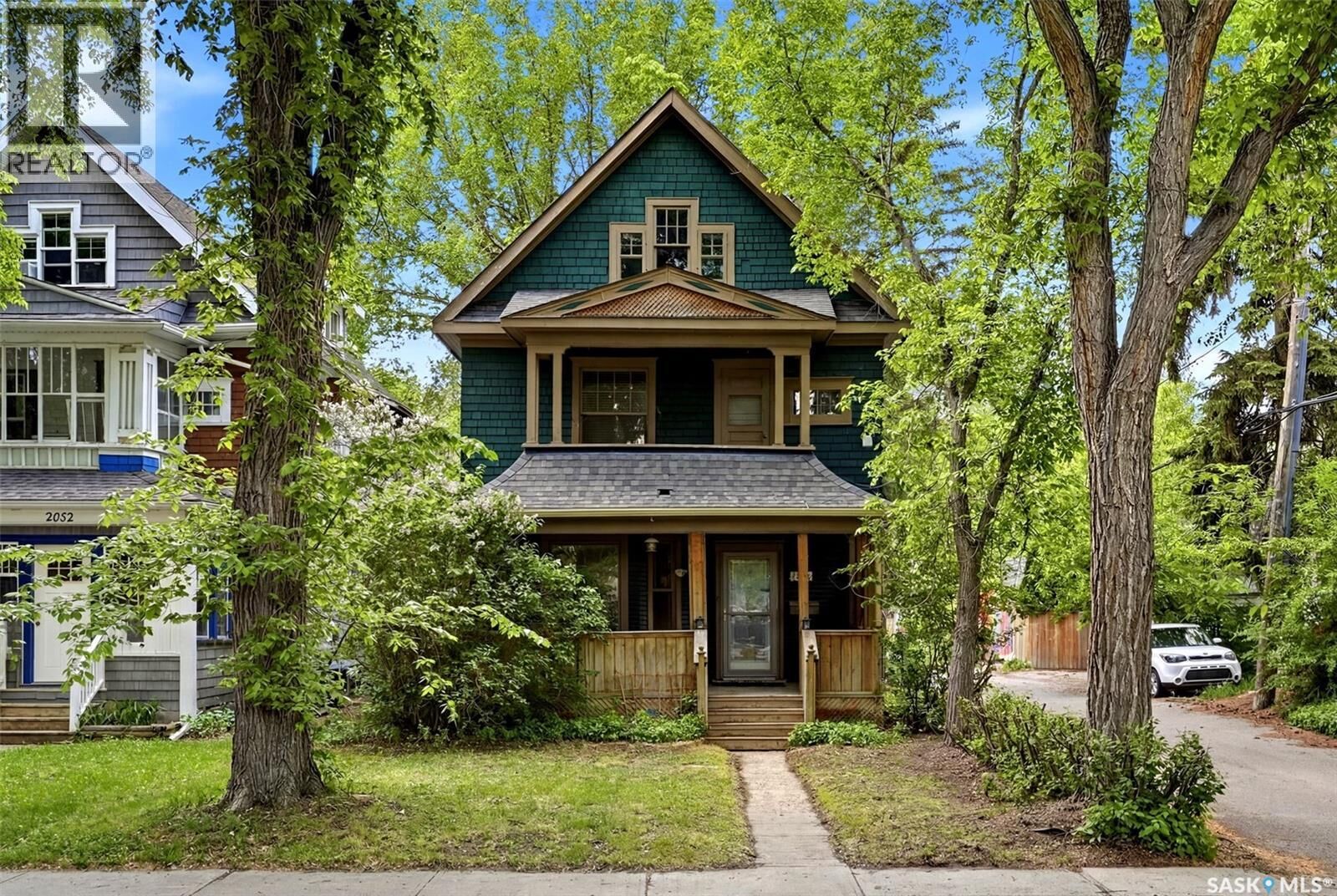 Property Photo: 2026 Garnet Street SK S4T 2Z6