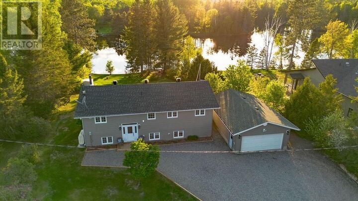 164 Birch Street — photo 1