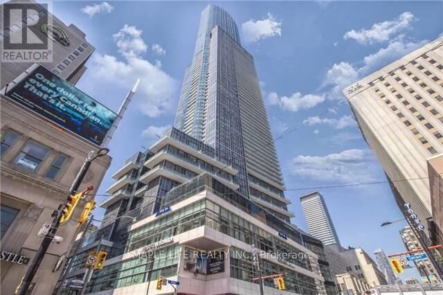 Property Photo:  388 Yonge Street 7110  ON M5B 0A4 