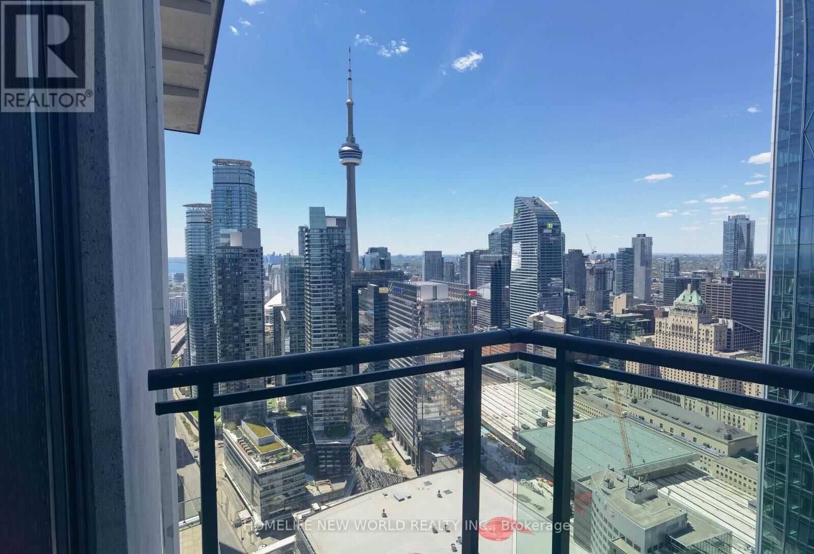 Property Photo:  16 Harbour Street 5303  ON M5J 2Z7 