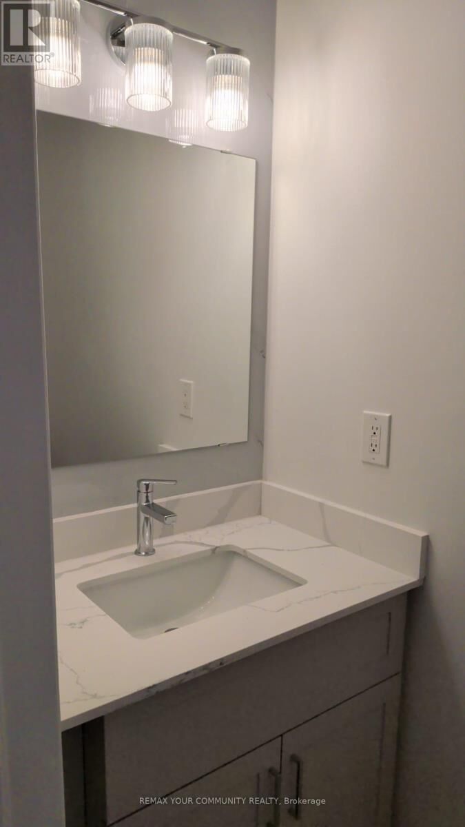 Property Photo: 4 Malabar Crescent ON L6S 3X8