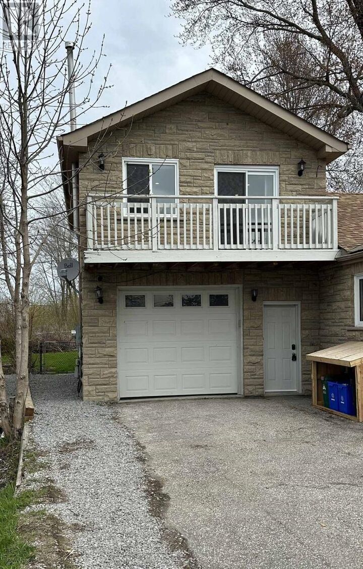 Property Photo:  210 Way'S Bay Drive #Upper  ON L4P 2M7 